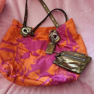 Coach Pink and Orange Shoulder Bag with Gold Pouch》 Limited Edition● Read Below《
